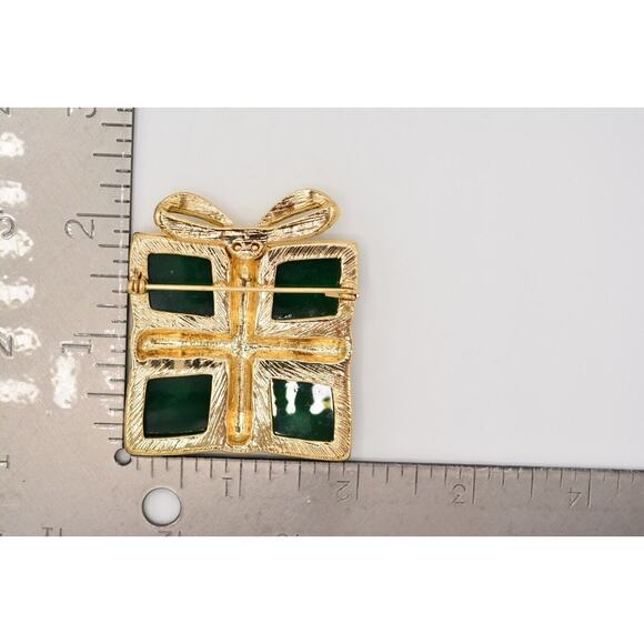 Vintage Christmas Present Pin Brooch Crystal Geode Gift Box Gold Green BinAQ - Picture 12 of 12
